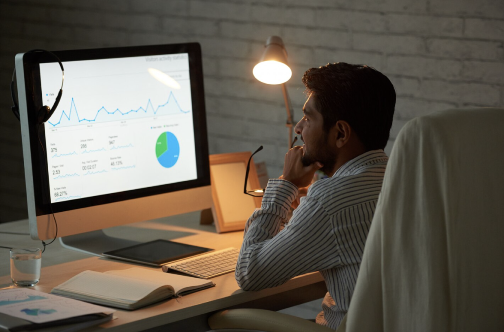 A B2B sales director working in an office